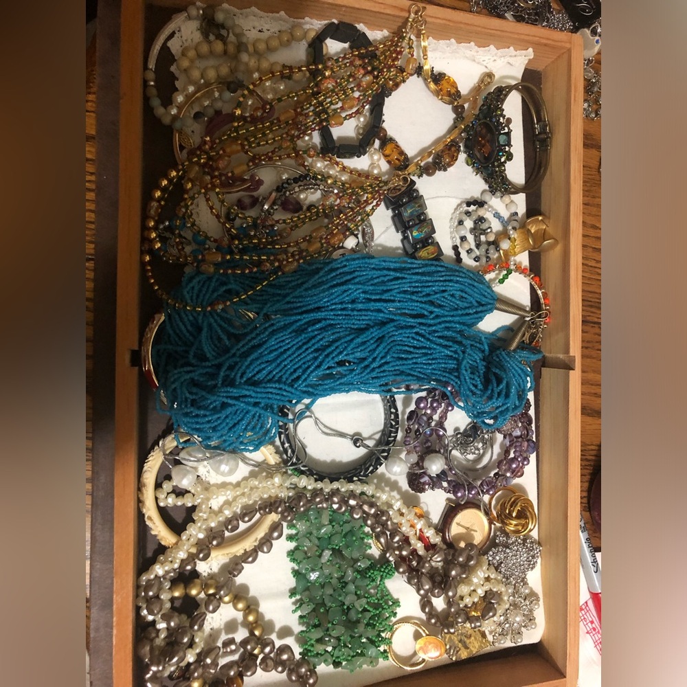 Necklace bracelets Bundle
